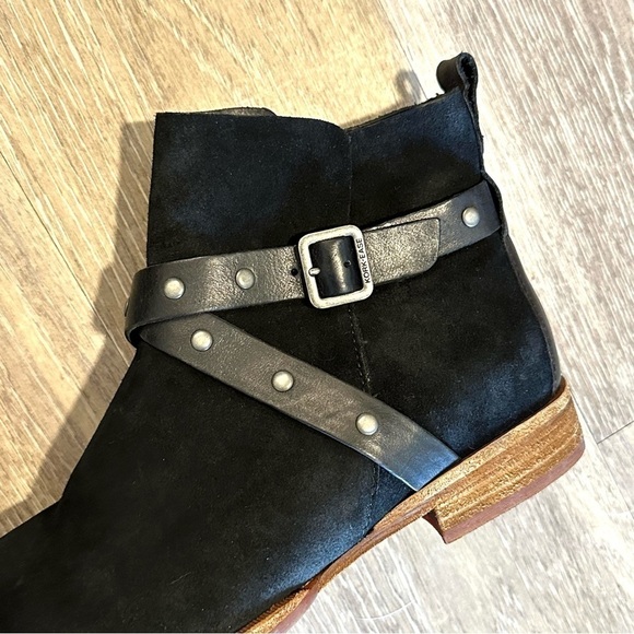 Kork -Ease Kanai Black Suede Leather Buckle Ankle Booties - Picture 3 of 14